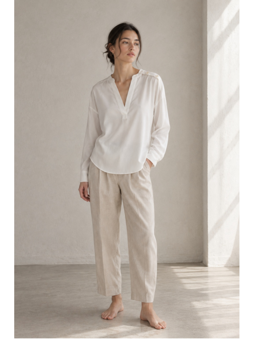 Chloé Stora Paris White Cotton Shirt Lightweight V-Neck Pearl Buttons Size FR38